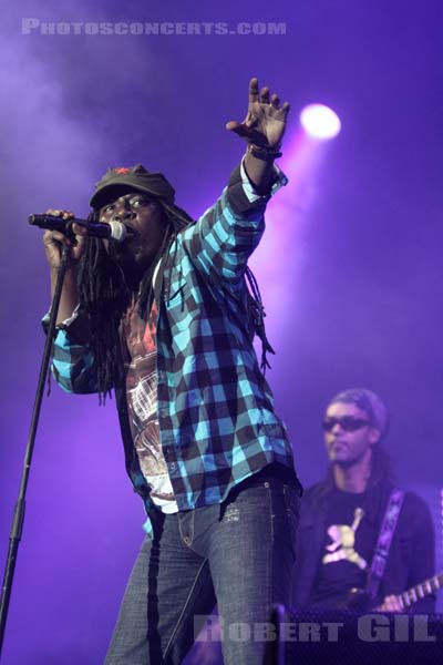 ALPHA BLONDY - 2010-06-21 - VINCENNES - Chateau de Vincennes - 